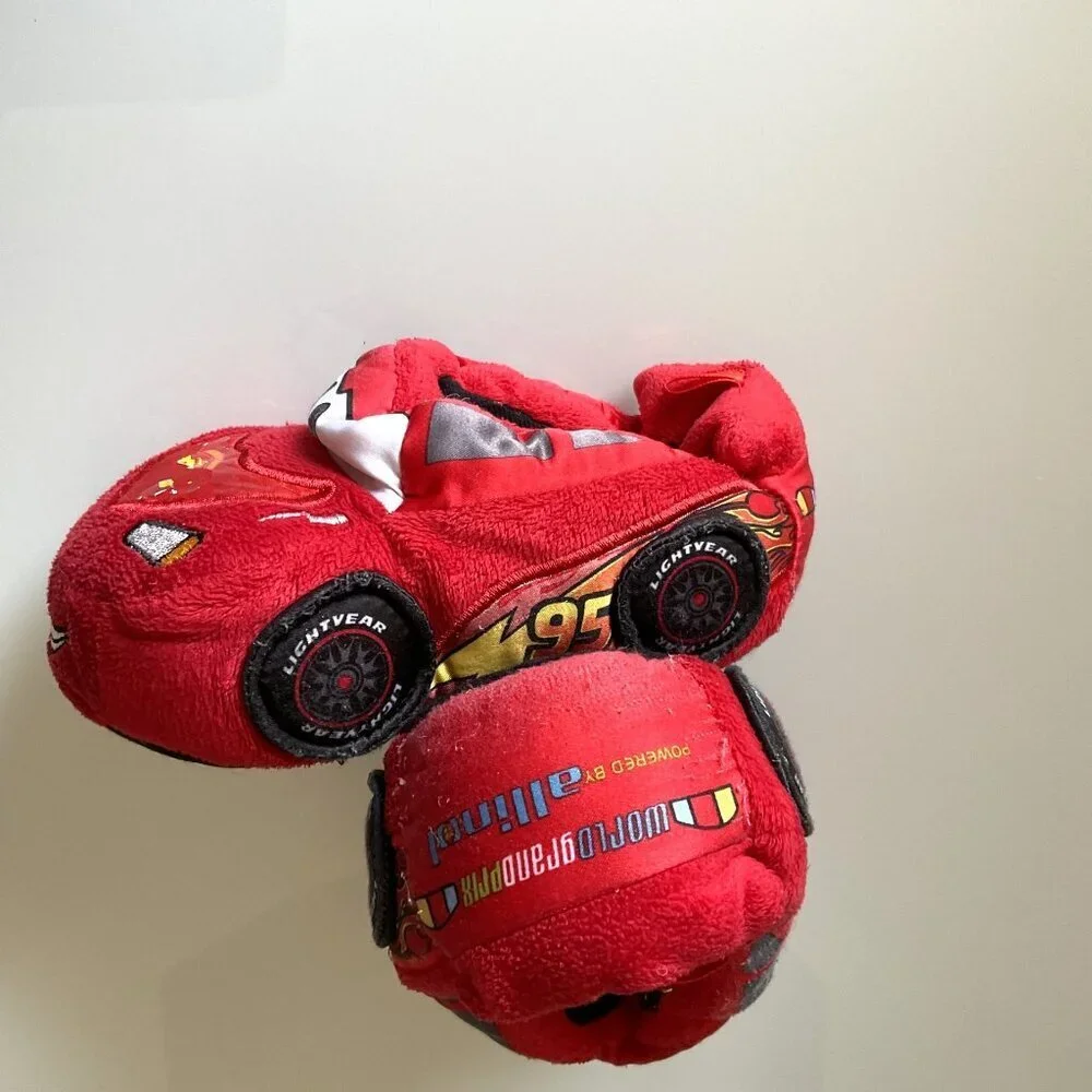 DISNEY LIGHTNING MCQUEEN PLUSH SLIPPERS UNISEX EUC